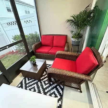Orange Park Townhome Vacation Rental With Patio! Exterior photo